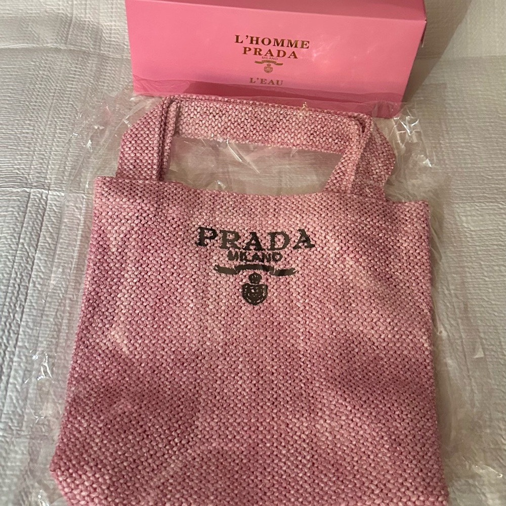 Prada Pink Straw Tote with Black Logo - Picture 12 of 14